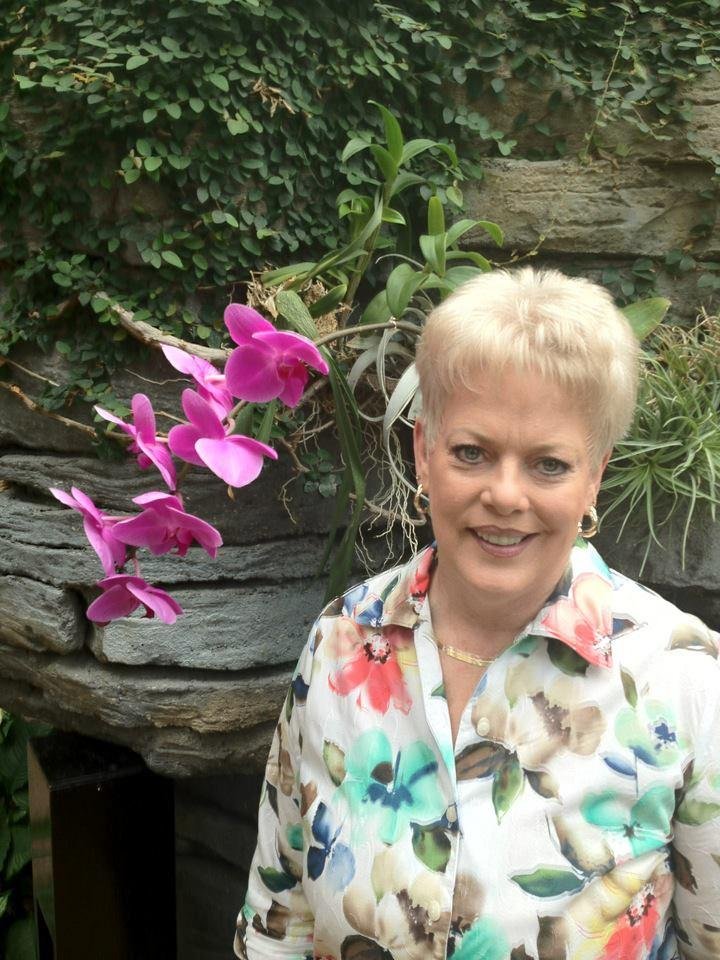 Debbie Phillips' album, Mobile Uploads