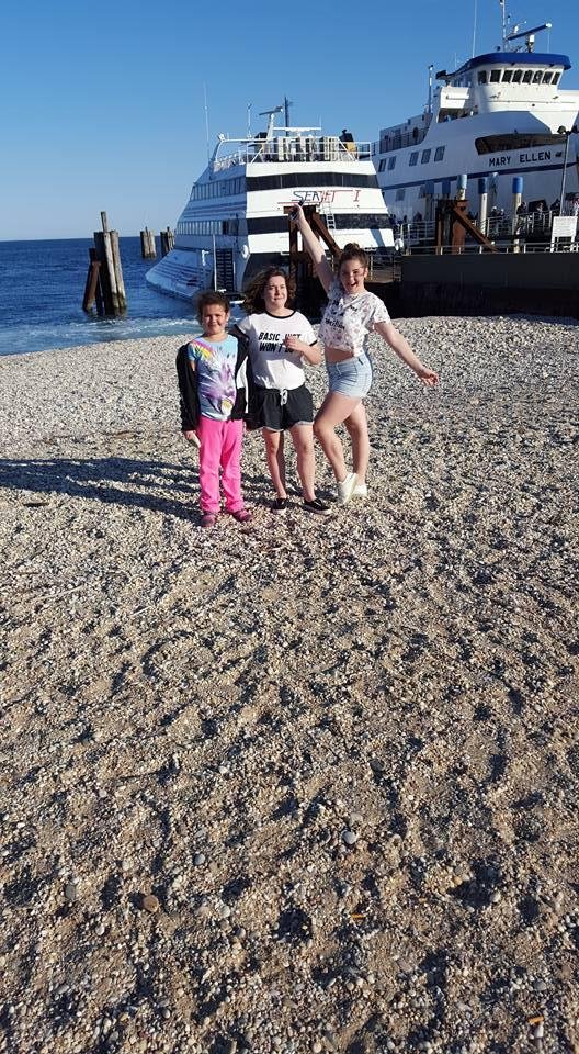 Two granddaughters n one great granddaughter