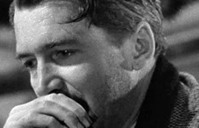 James Stewart’s Genuine Tears – It’s a Wonderful Life
“In ‘It’s a Wonderful Life,’ the scene where George Bailey breaks down in prayer is legendary because James Stewart was genuinely weeping, overwhelmed by his character'