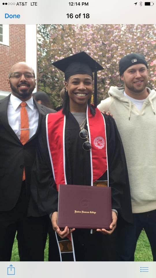 🌹🌹Wanted all of you to see the face of 💞Jasmine Breon Dyer💞, My first granddaughter, and most recent College Graduate. I posted her picture yesterday, however she had on sunglasses and you could not see just how beauti