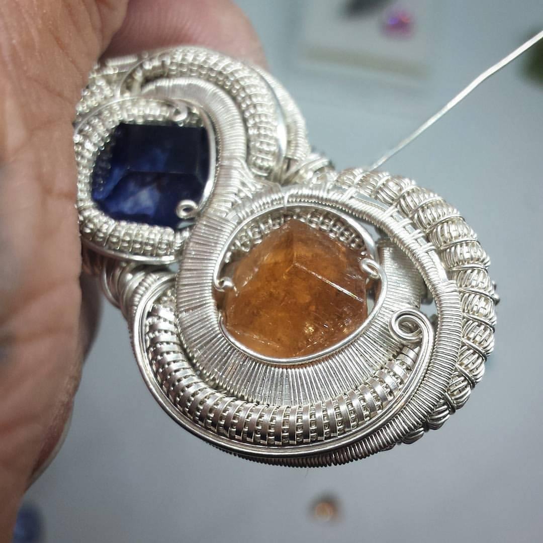 Joseph Crawford amazing wrap in progress!! the top is more of same so far.