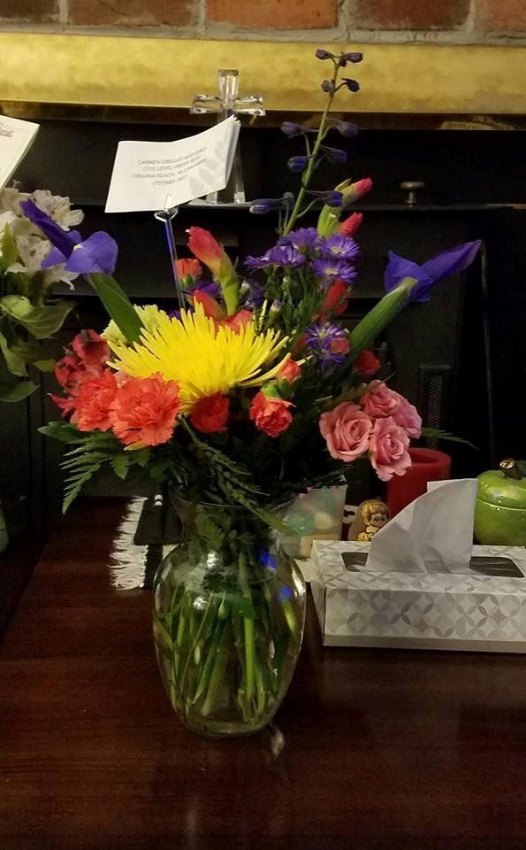 A big Thank You to Auntie Paula, my cousins Jr., Deb, Matt and their families. It's beautiful! 💖