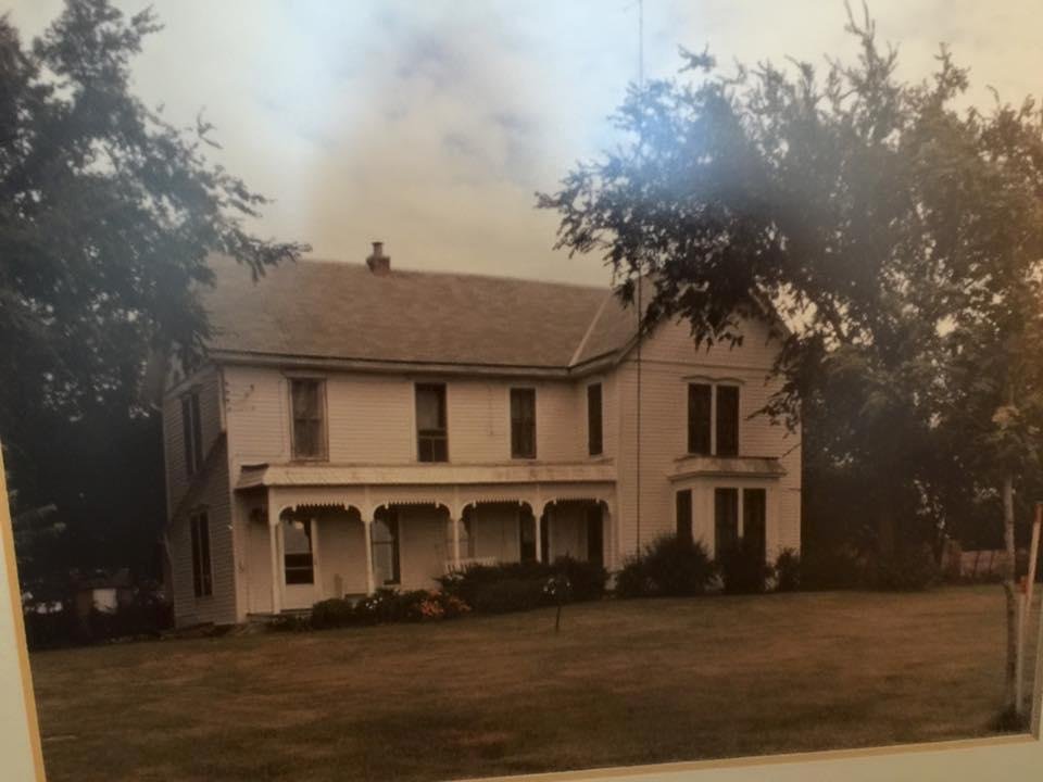The Draney home. Perhaps some resemblance.