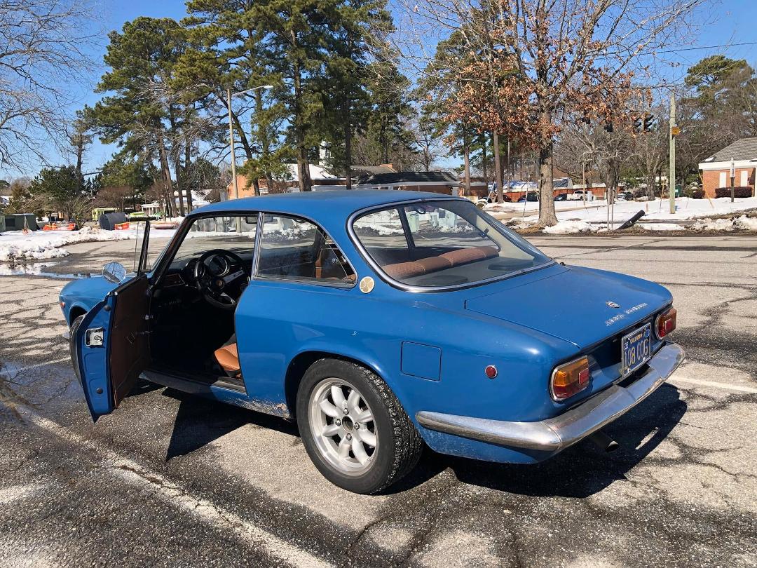 Race fans! Never thought I’d see the day when I could snap a picture of the GTV with snow on the ground!