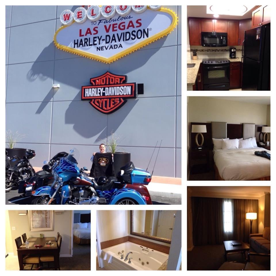 Vegas Bike Fest, WOW this is a room! Sweet!