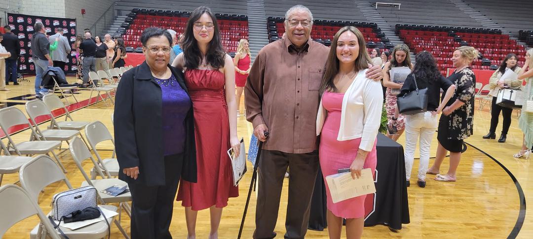 Wednesday night our family awarded the Murphy Family Minority Scholarship to two outstanding young ladies. Our family started award to honor our family members who have passes(Calvin,Vince,Philip and Ernest). This the third