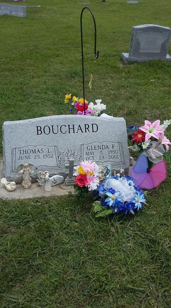 Made our rounds today, pulled little grass put few colors to brighten it up