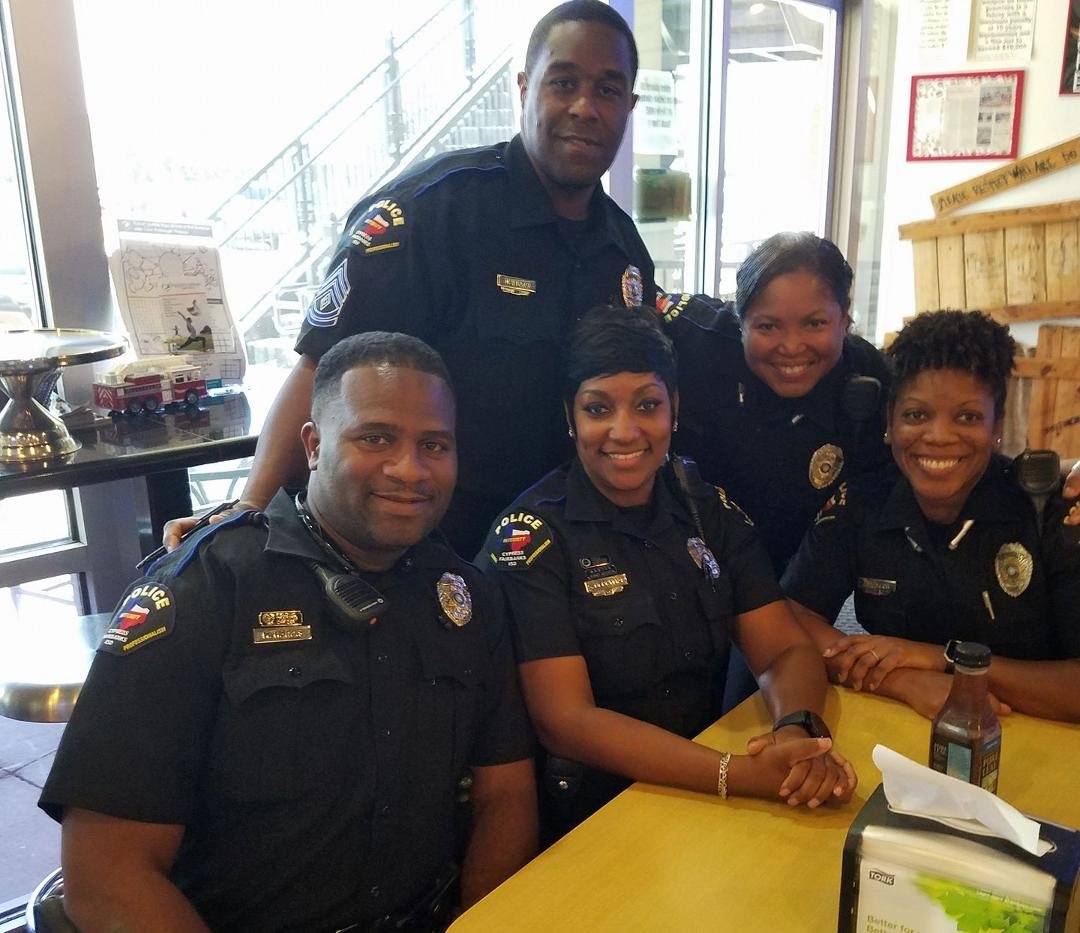 Officer Marvin Harris, first on the left and his fellow officers from the cyfair ISD police department bought us lunch this afternoon. They made my day. I asked officer Harris why he brought lunch and he told me it was his