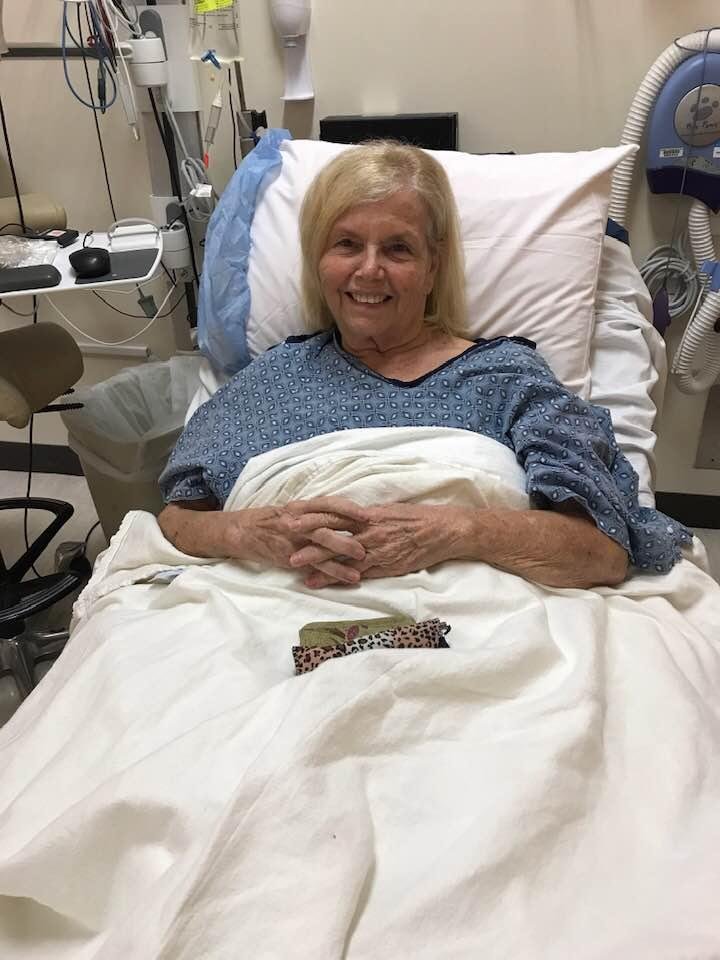 Well today’s the day. I’m so excited really. I know I’m in good hands and o know that Dr Babbitz is too. Please say a little prayer for me! Ciao!
