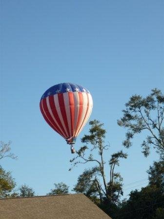 Back from the Great Mississippi River Balloon Race (Natchez).  They only flew Sunday - wind was too strong.  Still had a great time.