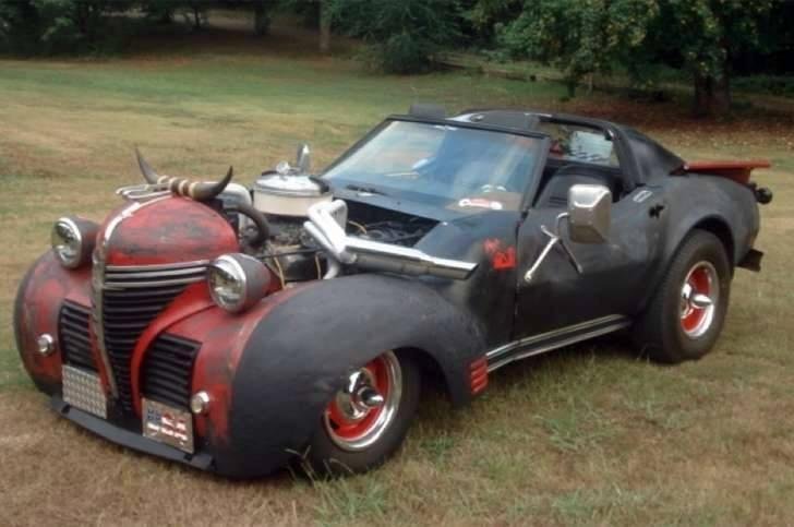 Matt Stockboatmotor Onlywins this is a Vette for you .I think it has a little bigger engine than a 305 ci.