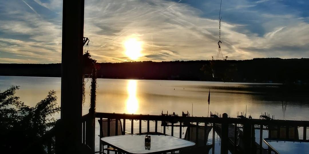 Enjoying a beautiful sunset with dinner and my wife as we celebrate the first year of wedded bliss! Love you Diane McHugh!