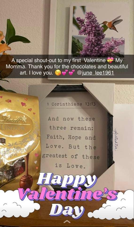 I dropped this Valentines gift to my daughter and in return she sent this to me ✨💝✨