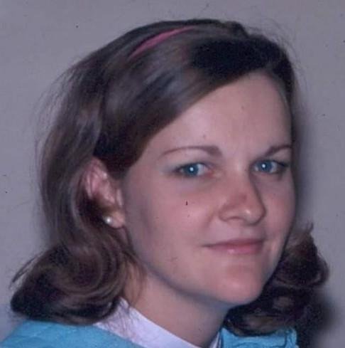 Thinking of my sister Connie on her birthday.  🥲