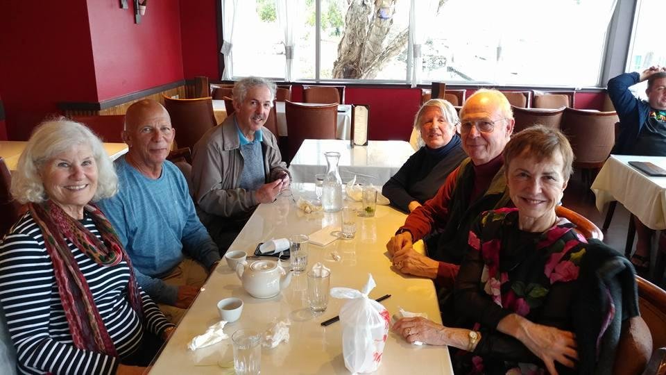Dinner with Tina and David Robbins, Noelle Robbins, Jerry Robbins, and Gerry.