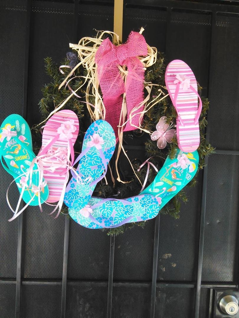 What do you think bout my flip flop wreath?