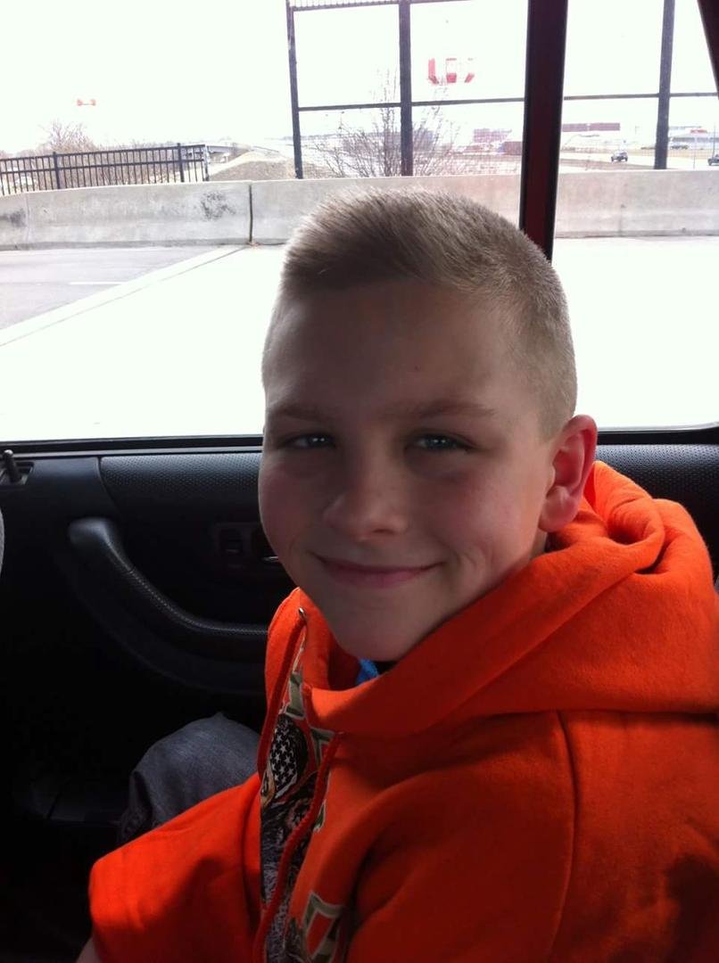 Happy birthday to my baby brother Payton Lee Sims. Even though I haven't seen you in years, I love you and miss you. You are always in my heart.