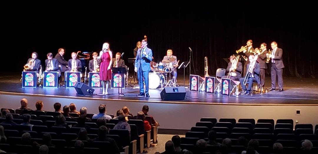 Karin and I had a nice Valentine's Day. We had early dinner with our friends John and Brandy followed by a concert at Enterprise HS featuring the Glenn Miller Orchestra.