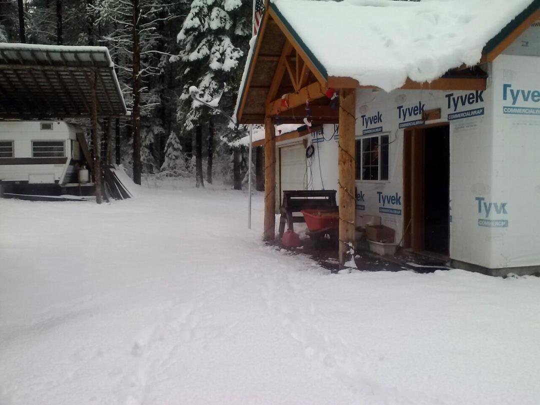 Nothing is more peaceful then fresh. Snow .I love it