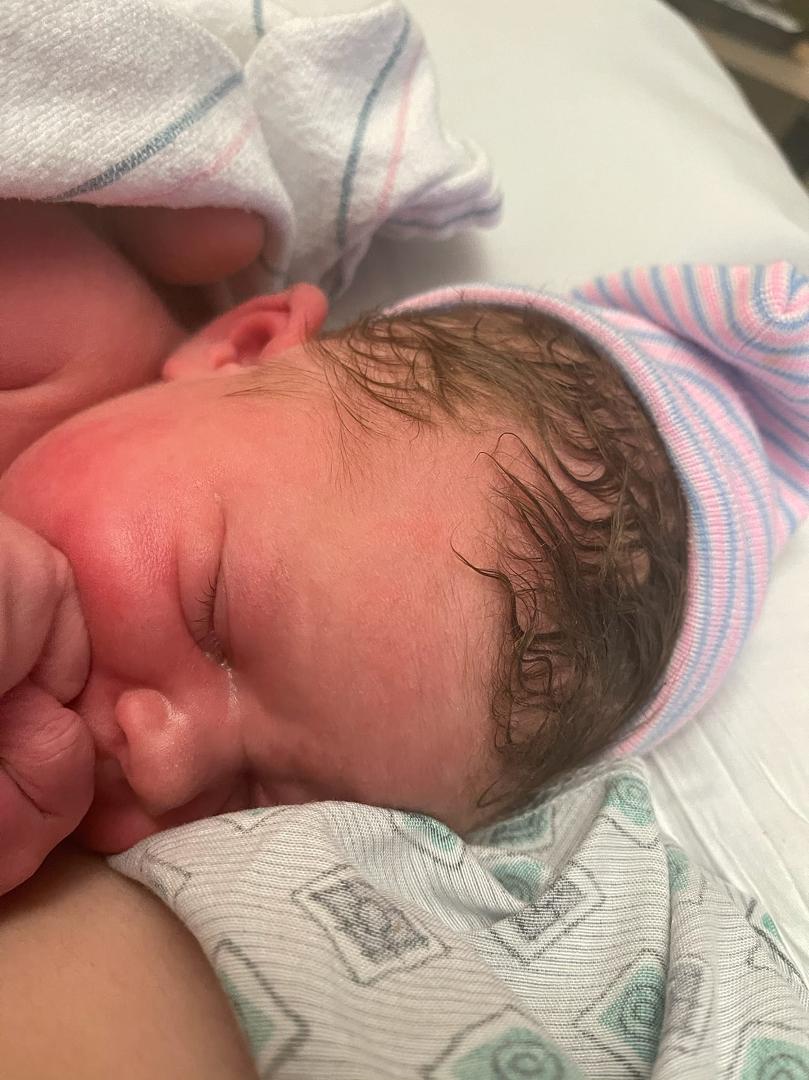 Congratulations Steph and Jesse. She's beautiful ❤️