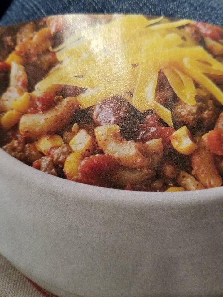 Chili Mac Skillet

1 lb ground beef
1 chopped onion
1 can whole kernel corn, drained
1 can diced tomatoes with chilies, drained
1 can red kidney beans, rinsed & drained
1/4 C. water
3/4 C. dry macaroni
2 tsp chili powder
1/