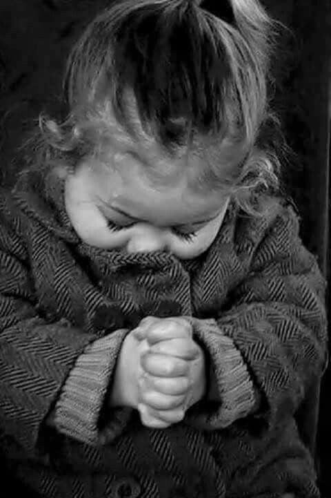 This is me thanking God for all the beautiful friends I have. Your birthday wishes touch my heart and make me happy. I appreciate all of them, thank you!
