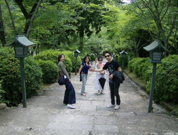 Robert Coats' album, Coats Family in Japan (2007-2008)