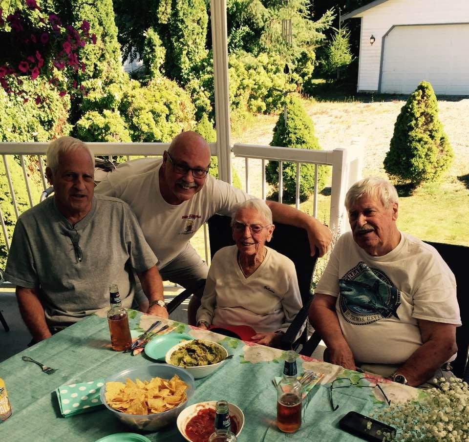 A great afternoon with aunt Leonore, brothers , Jim and Ron 😁