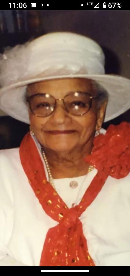 Happy Heavenly Mothers day mom, R.I.E.P.
Love you 🌹