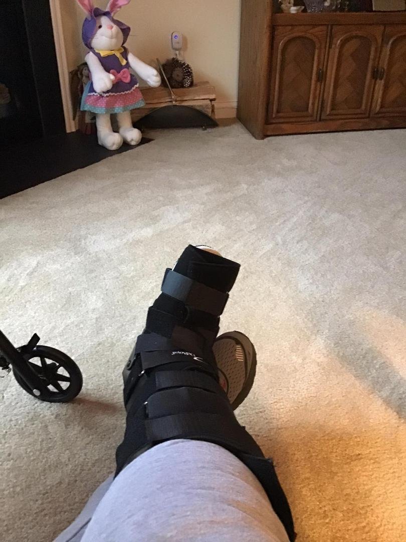 The latest style in footwear.., ... when you fall in the bathroom and fracture your 5th metatarsal on your right foot!  Oh Happy Day!