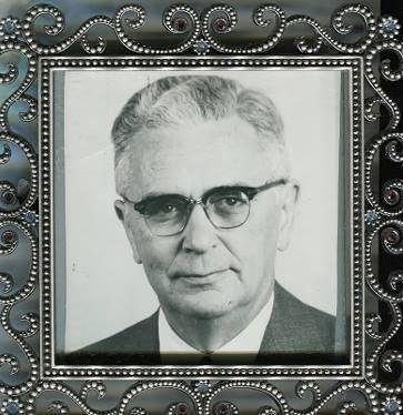One of only 2 photos I have left of my sweet, kind, warm and brilliant dad. He was a writer and teacher and I love him more as the years pass. Happy Father's Day, Clare Green