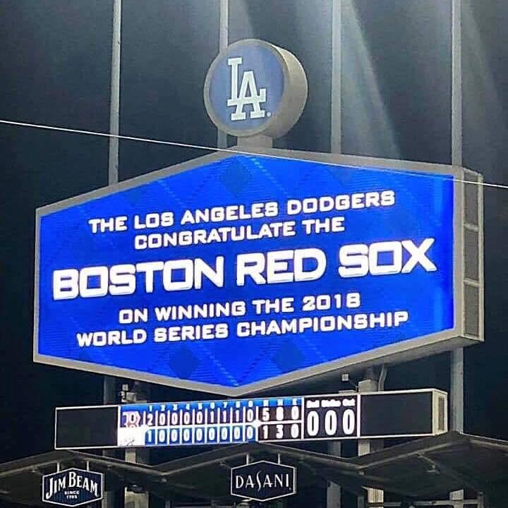 This is how the blue can create peace with the Red. LA Dodgers have class congratulating the Boston RED SOX. Can the political left learn the same lesson?
