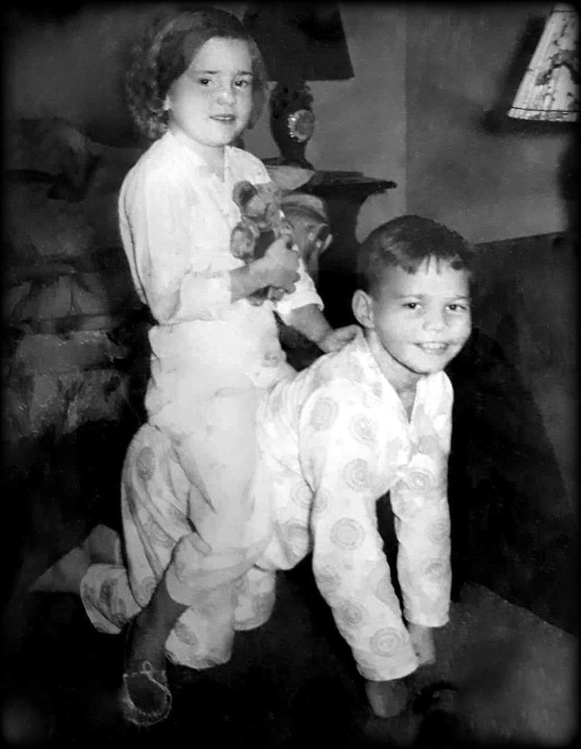 23 years ago my brother Dan (Shoe) Schuster closed his eyes for the last time.It was one of the hardest days of our lives. I know you are watching over us with all the family. Until we meet again, I love you big brother, yo