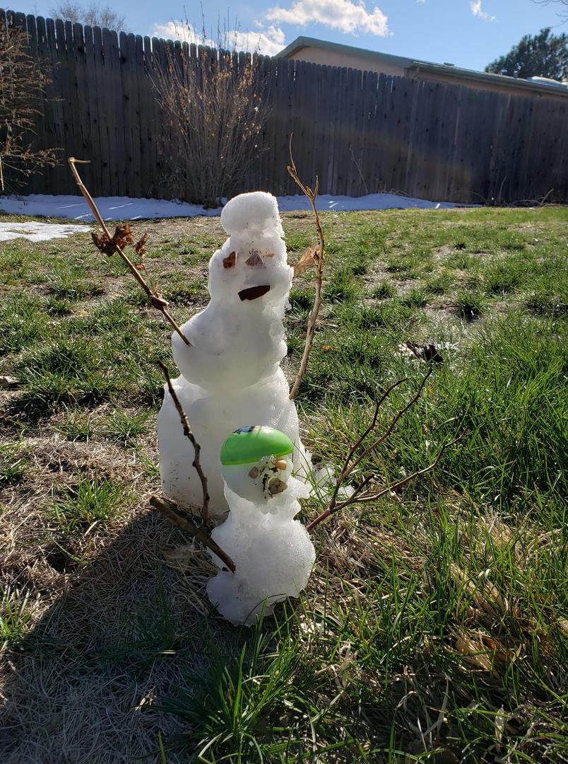 Esme's mini snowmen 🌞
