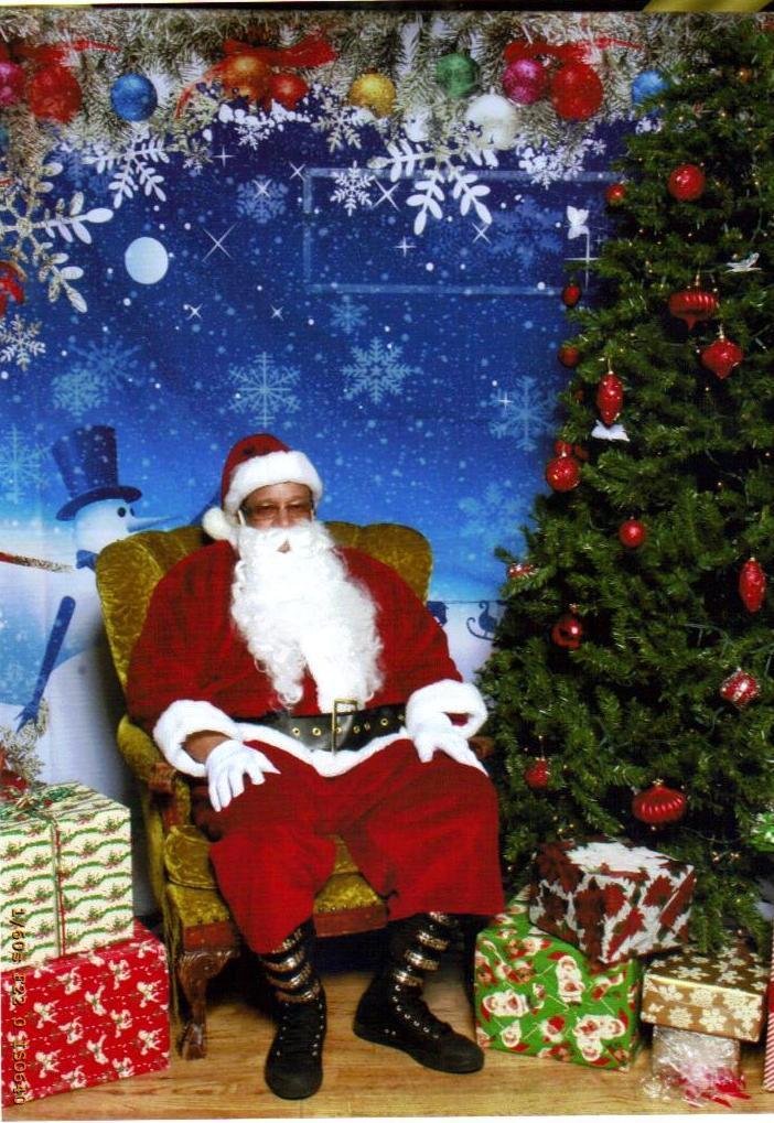 For the past two days December 1st and 2nd, I was the dressed as the Santa Claus at the Royal Esquires' Club Christmas Bazaar, and on Saturday at the Columbia City lighting ceremony. It was an inspiring two days for me to l