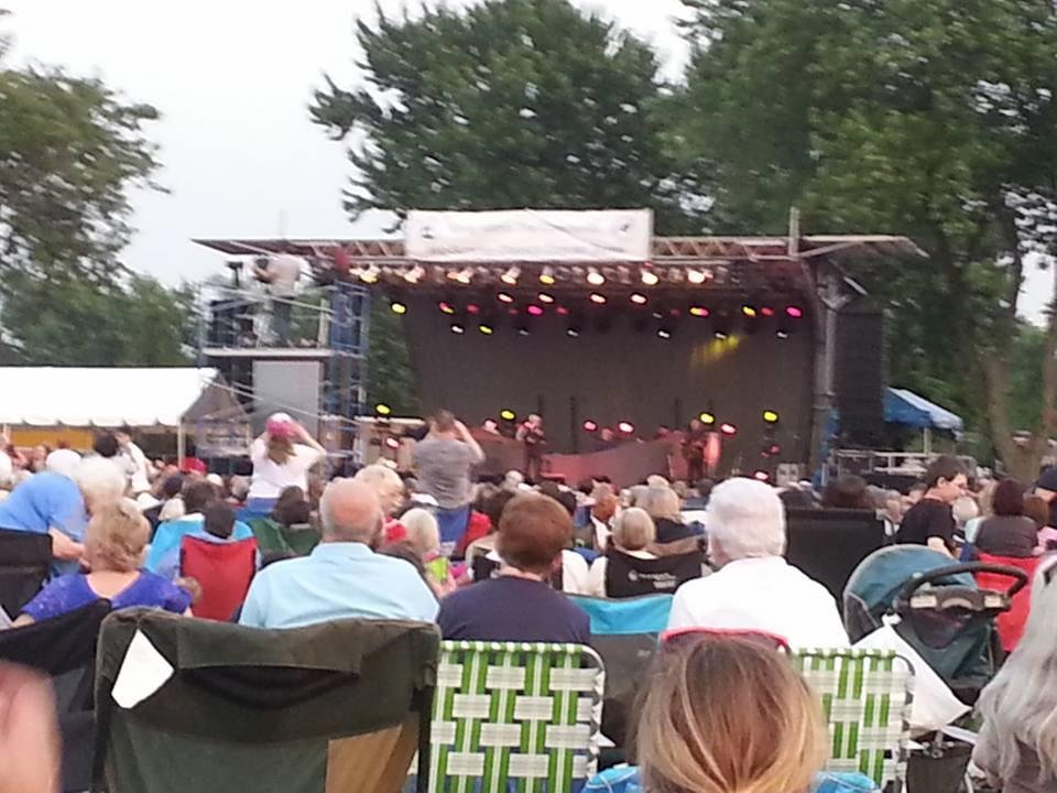 Kenny Rogers in concert in Elk Grove Village.