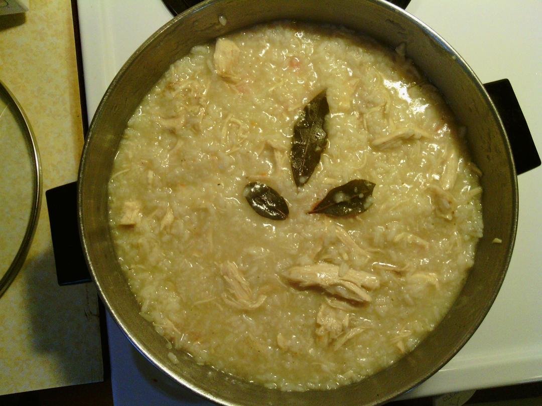 Mmm.........Winner, Winner, chicken dinner. What's for dinner tonight? Cream chicken and rice.