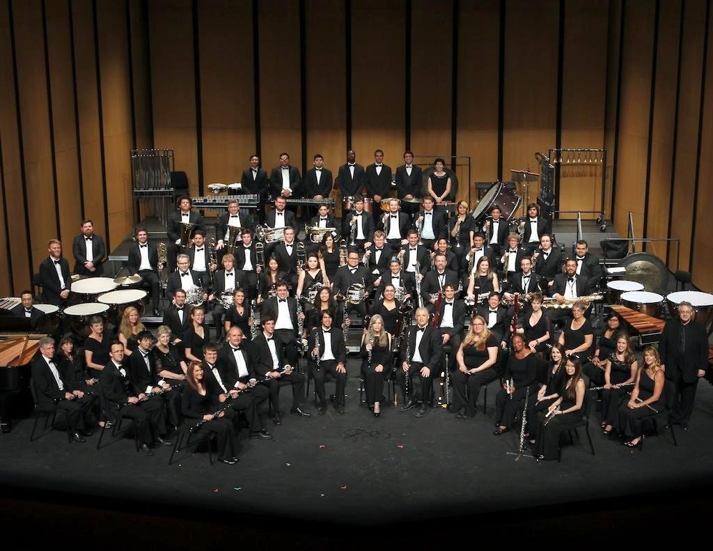 Final concert of the year group photo. Bonus points if you can find me.