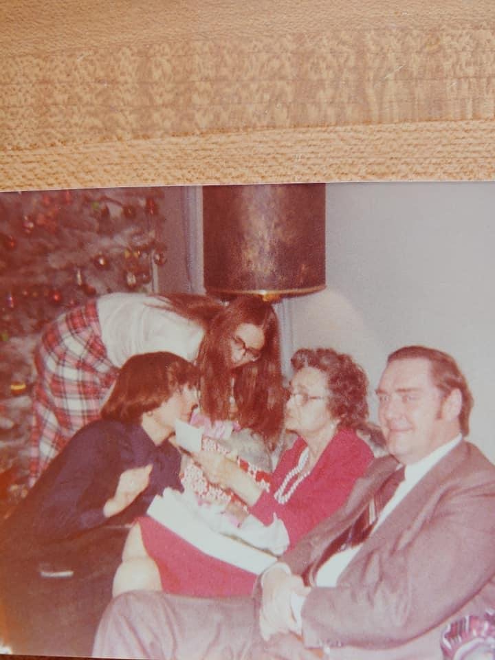 Dawn Sesler's album, Mobile Uploads