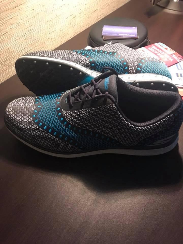 Great last two work days and on the way back to my hotel I found the golf shoes I have been looking for at half price!! Hard work = cheep golf shoes?