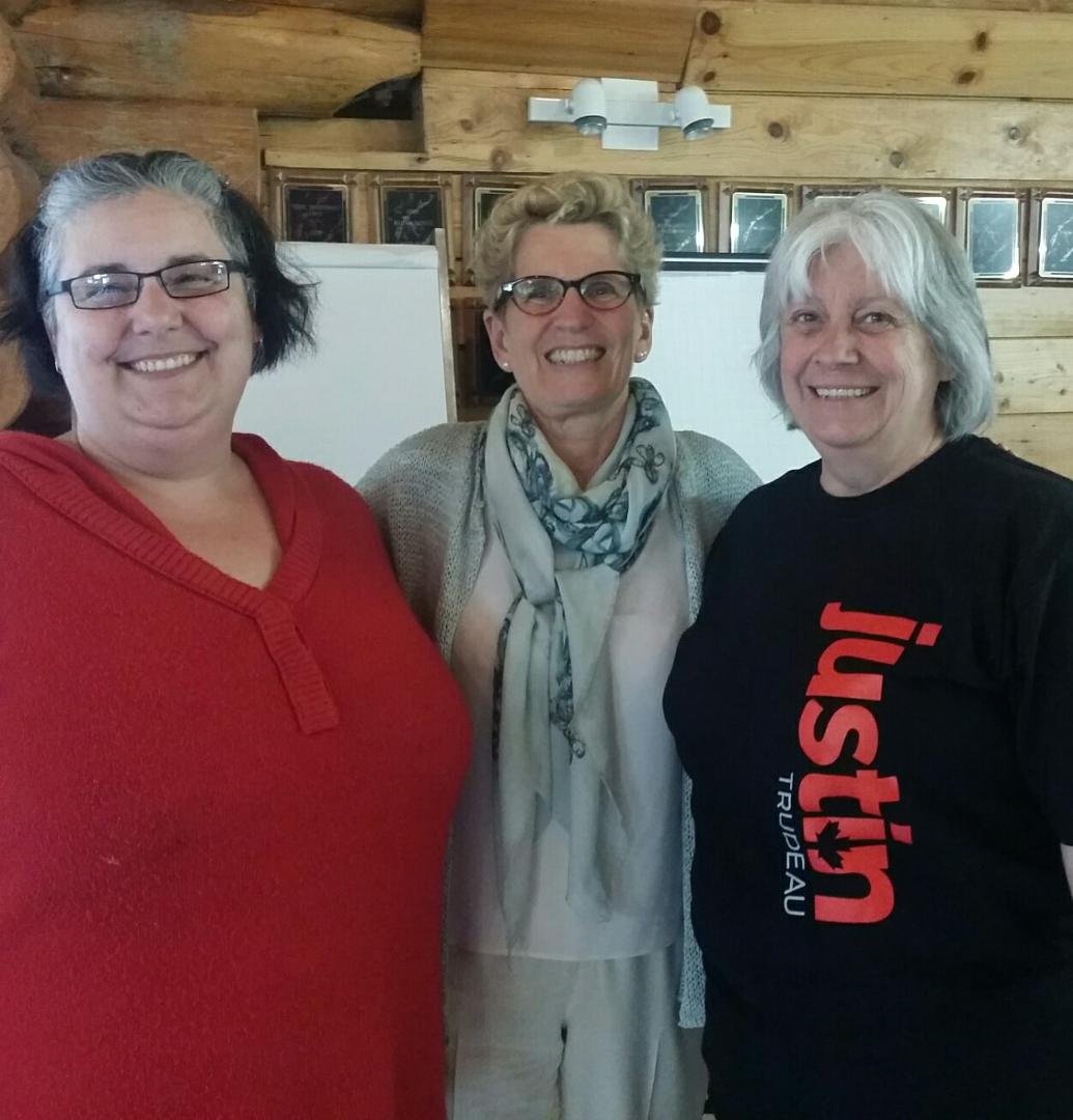 The Honorable Premiere Wynne came up for a meeting with Chief and Council and we got to share lunch with her 😊