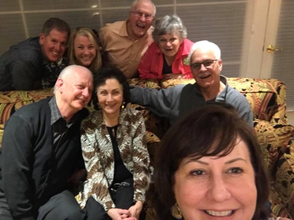 Group of Eight.....thanks to the Fox’s and James’ for a great dinner and lots of laughs!