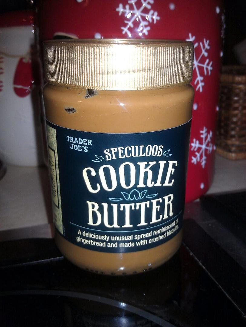 So much for resolving to eat properly.....look what I found on my front porch! I nominate Emily Burdette for "Neighbor of the Year"! Thanks, Emily!! (Please note that I ate a spoonful already..yum!)