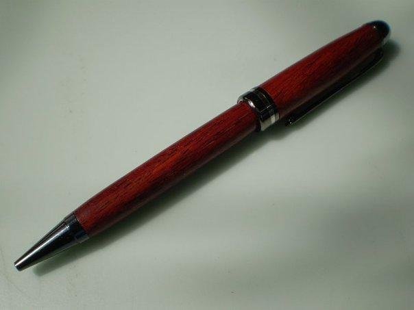 Jeff Wise's album, pens