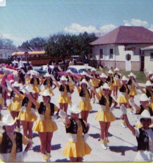 Glendale Parade April 1975