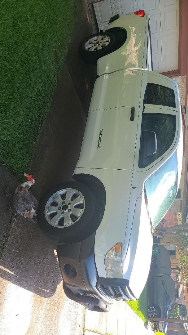 Lisa Abarca got her nice and clean. Even the duck likes it. So when you gonna clean minez 🤔