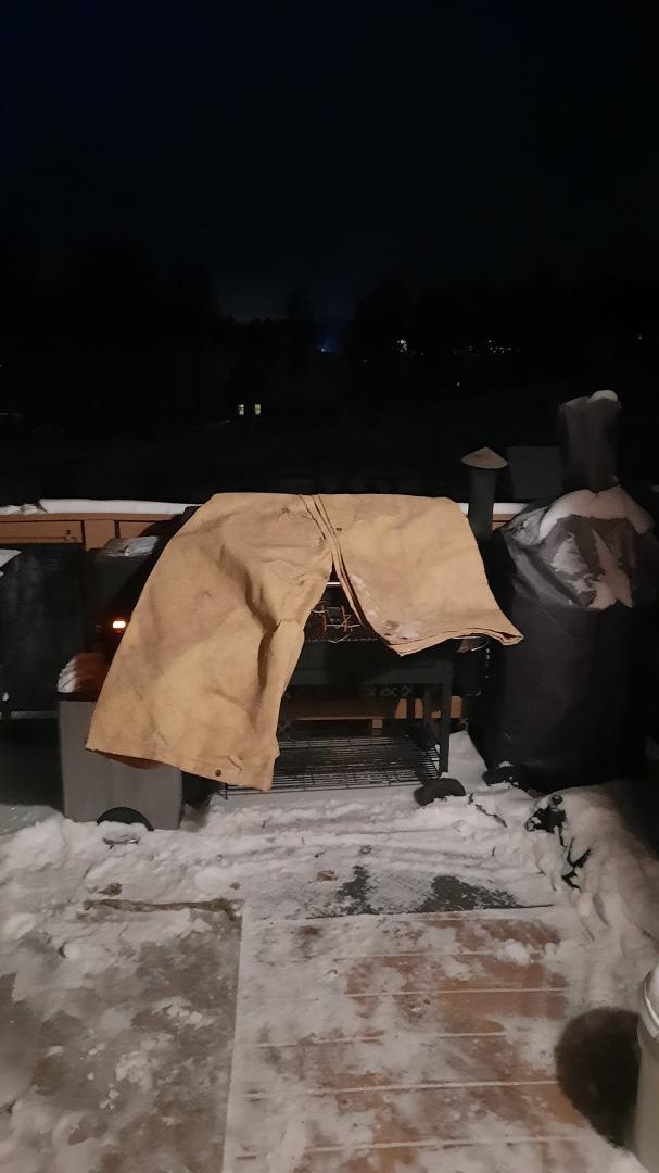 It's cold outside even smokers need blankets