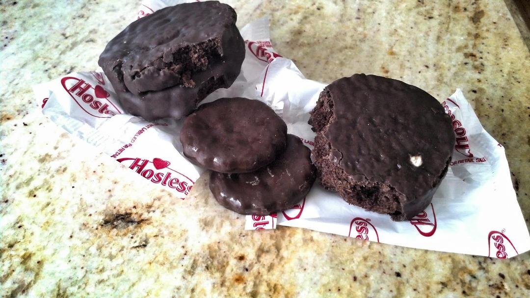 My Cubs are broken. Nana needs new treats. 
(But I bet my Youngins would eat them!)