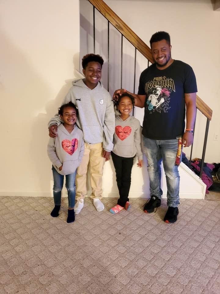 The Shuggababies, their brother Xavier and my Sean, their beloved Dad❤️