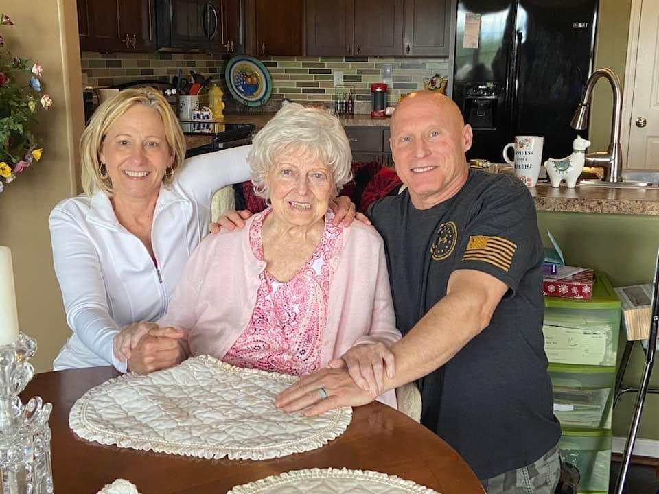 I am very sad. my aunt Betty Fell has passed away. She was a wonderful and beautiful lady. She helped me when I lived in Washington DC by including me in her family. She always made time to talk with me about my family and